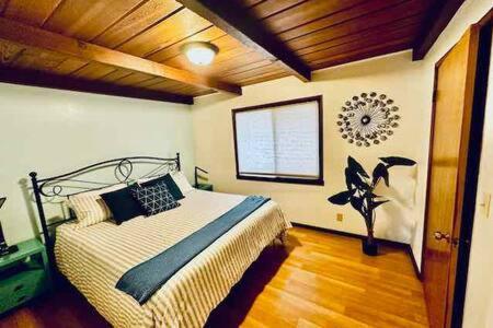 Blue Door Cottage 12 Miles To Yosemite Bbq โอกเฮิร์สต์ ภายนอก รูปภาพ